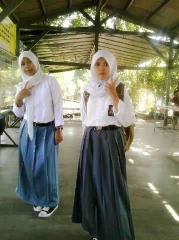 SetyawatiTita's profile picture. |VII-A VIII-A IX-B| MTs.Atta'Zhimiyah|26 Agustus 1998|Line: 089656255502| WeChat: tita26081998| ☆☃