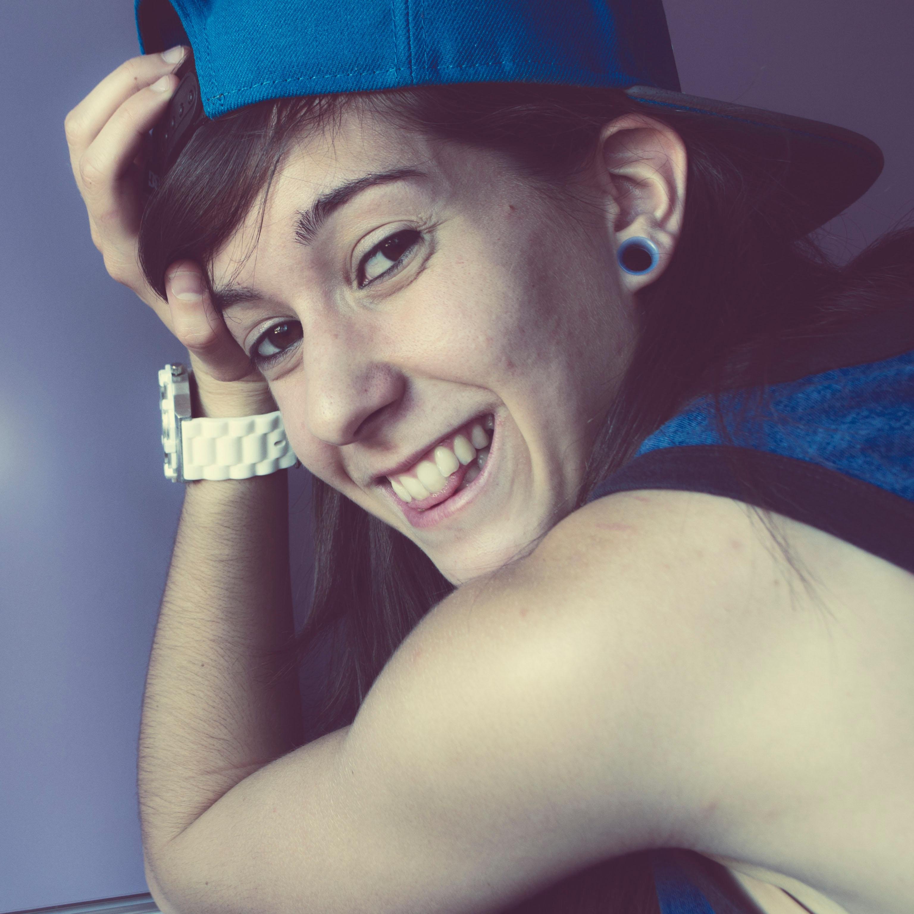 Estudiante de Fotografía profesional y Photoshop CS6  y de Comunicación Audiovisual en la Carlos III. Se realizan sesiones de fotografía y montajes de vídeo.