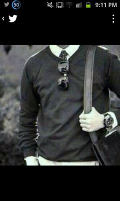 آنت شيَ عالق بيَ مهماَ ادعيتُ نسيانه ..