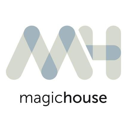 Magic House è un esclusivo negozio di mobili e complementi d'arredo sito nel cuore della città di Salerno.