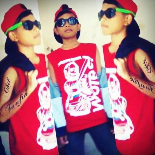 hanya orang-orang yang tahu persis bagaimana cara dia kelak mati saja yang mengerti bagaimana seharusnya hidup :)