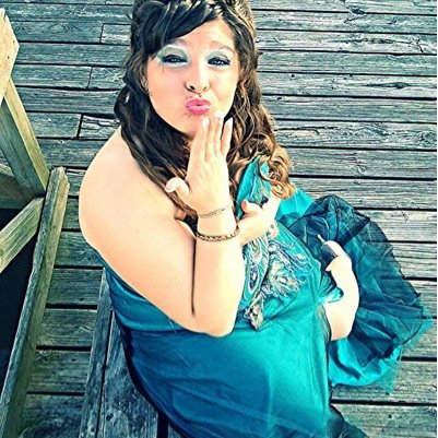I'm 18 beautiful I love to go mudding,fishing and huntingI am a funny loving goofy person who attend OTC in Missouri i am a follower of Christ!!!!!!