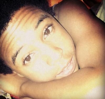 Fmoi: BabyBurchie
Snapchat Me: Thatguygordon
Umm Just Follow