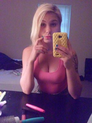 EDM  - Marijuana Enthusiast  - Native Floridian  ~Fetish/kink~  IG: @BrittanyDubstepp