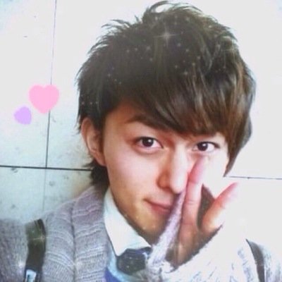 ※全手動なりきり垢です。 ご本人、関係者とは何にも関係ありません。 こんな私でよければ仲良くして下さい