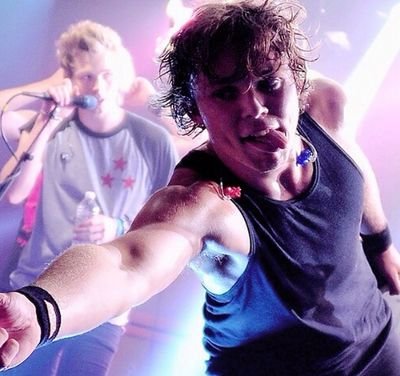 Perhaps '0/4' and '0/5' will be our always @PresidentxMikey is my boo ♥