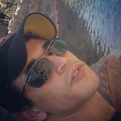 NadZin53's profile picture. writer . compositer . guitare player