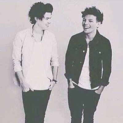 Larry is real and modest need to stop acting like arseholes. Let them come out for gods sake!!!