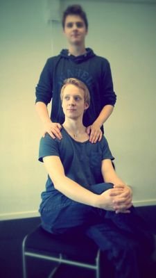 _filipkarlsson's profile picture. Här kommer jag skriva alla fantastiska ordvitsar som jag kommer på som världen inte annars får ta del av.