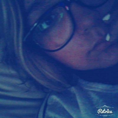 directioner/5sos family†M-L-E-M-la base♡ Mélanie.S la plus importante Miley My Queen♔0/5 0/4┼ célibataire †♡