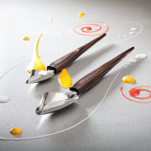 Decospoon's profile picture. Designed by a French chef, DecoSpoon is the essential tool of pros and amateurs of theatrical cooking. DecoSpoon is to the plate what the brush is to the canvas