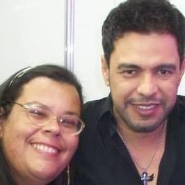 Sou uma pessoa amiga, simpática, alegre, extrovertida, hiper mega fã e apaixonada por @zcloficial