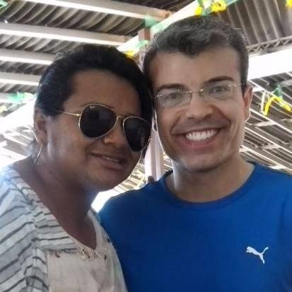 Gilpreta69's profile picture. Superar é preciso seguir em frente é essencial olhar pra trás é perda de tempo passado se fosse bom era presente. Clarice Lispector