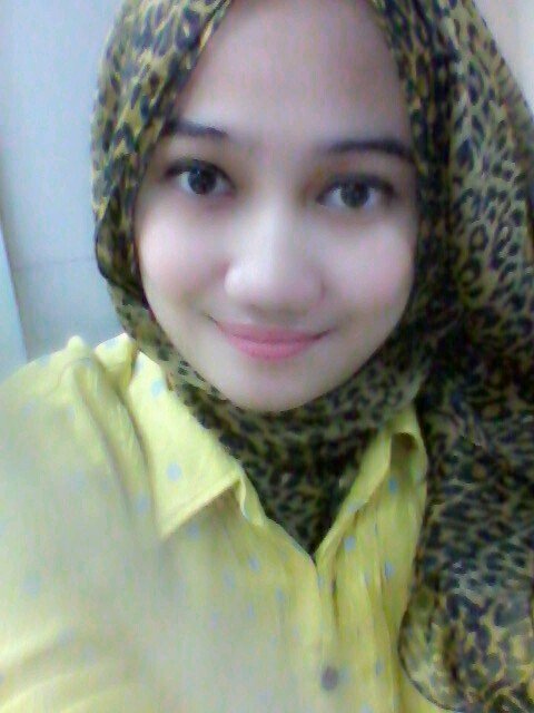 Allah SWT, Rasul, Nabi, Malaikat, My parents, My family, My friends | love all of them ♥