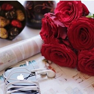 و آحَلى غرٌآم ﭑلليْ بدوُن ﭑسَبآبّ . . م ينَدرّى ليہَ'ه لگِنك . . تحَبہ' ،،! . .