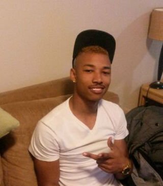 Aspiring rugby player.. Ambitious..                                 95 til infinity                                             Peace&Balance