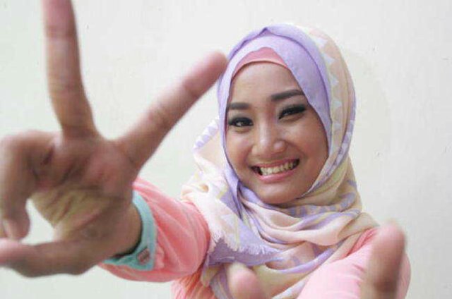 Welcome #Fatinistic Lubuklinggau always Suport @FatinSL  since (090713) (^^)9 followed @FatinSL 100813 | gabung ? Cp pin:request  / no:085383453956