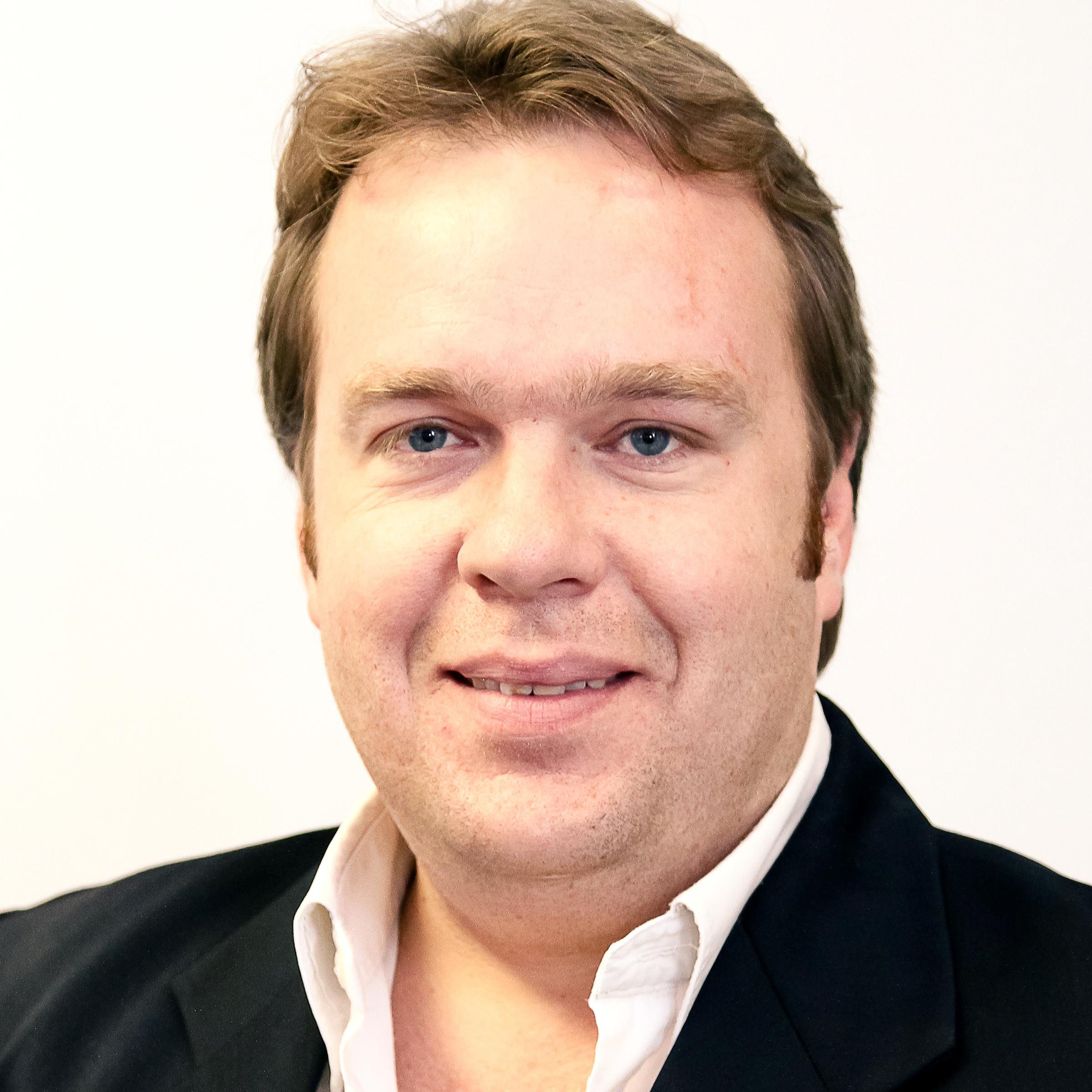 Real Estate Broker specializing in Residential Sales and Rentals in Pretoria East & Centurion.