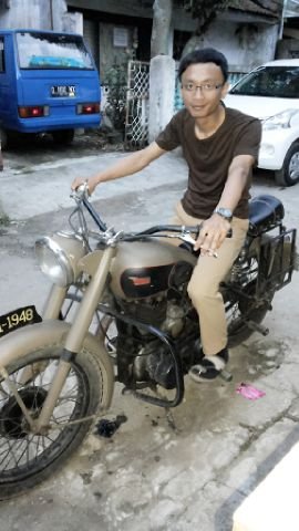 faldiirenaldii_'s profile picture. Physiotherapist at Al Islam's Hospital | Pharmacist Asistance | Persatuan Ahli Farmasi Indonesia | Ikatan Fisioterapi Indonesia