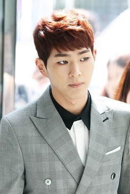 SHINee's leader | Dubulgue             | I love chicken olot |