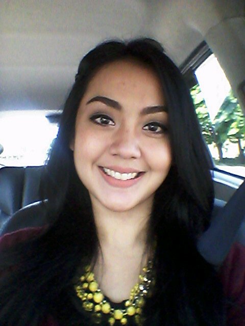 Smile is always fashionable. Don't forget to follow @nagesushiyatai and visit http://t.co/z3kPcNvQ6B too guys! thankyou! :D