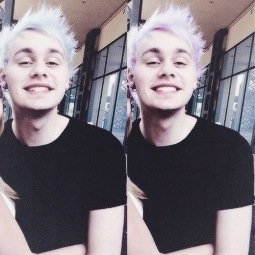 ashton irwin makes me :D