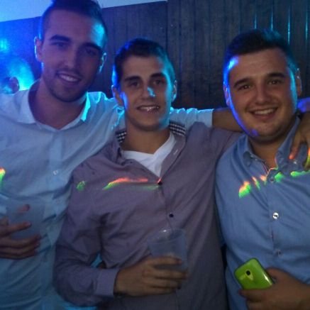 Estudiante de RR.LL Y RR.HH en Granada
