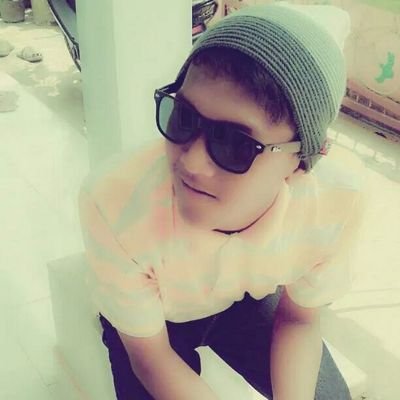 Kamu bukan dia atau pun orang lain,Jambi Jeramba bolong, Sma8 75308b81
