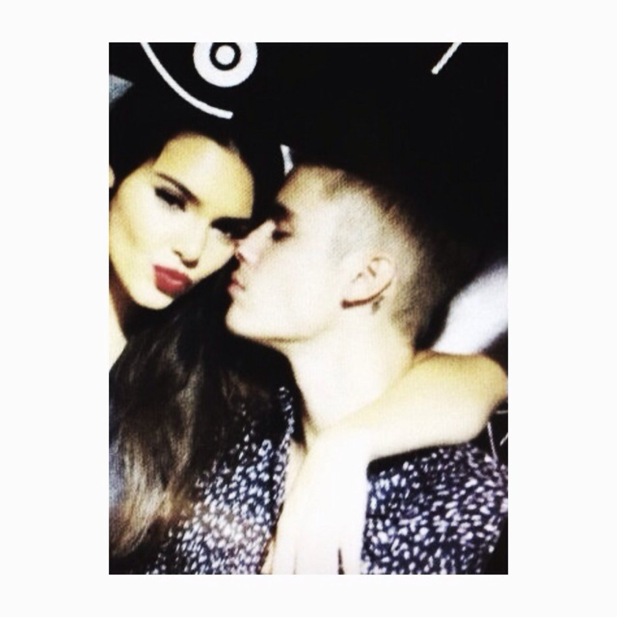 lovingxbiebsx's profile picture. food