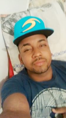 O #fantástico da vida é estar com alguém que sabe fazer de um pequeno instante um grande momento...