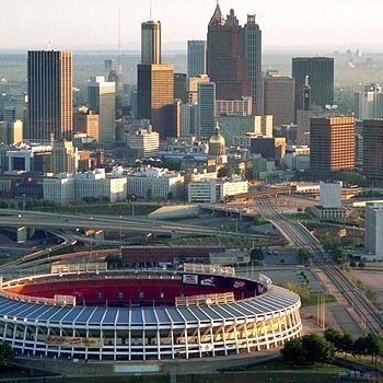 Atlanta based journalist, and PR director. Sports lover and world traveler.