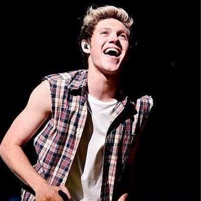 1DMakesMeUnique's profile picture. No saber como agradecerles a los chicos que me han sacado una sonrisa todos los dias ♥