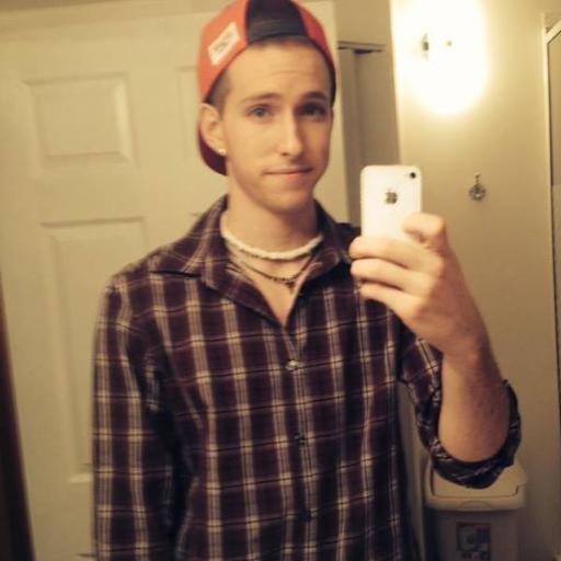 SamuelProulx4's profile picture. 