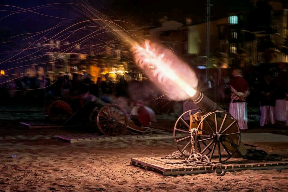 Twitter oficial de la Companyia de festes Artilleria Cristiana.