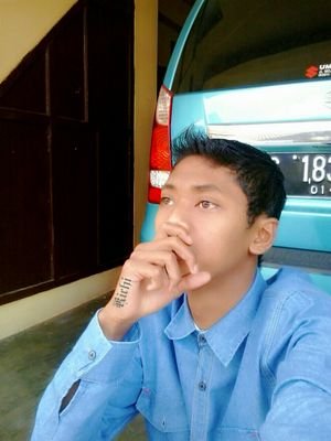 Lebih baik banyak teman dari pada musuh dimana mana..