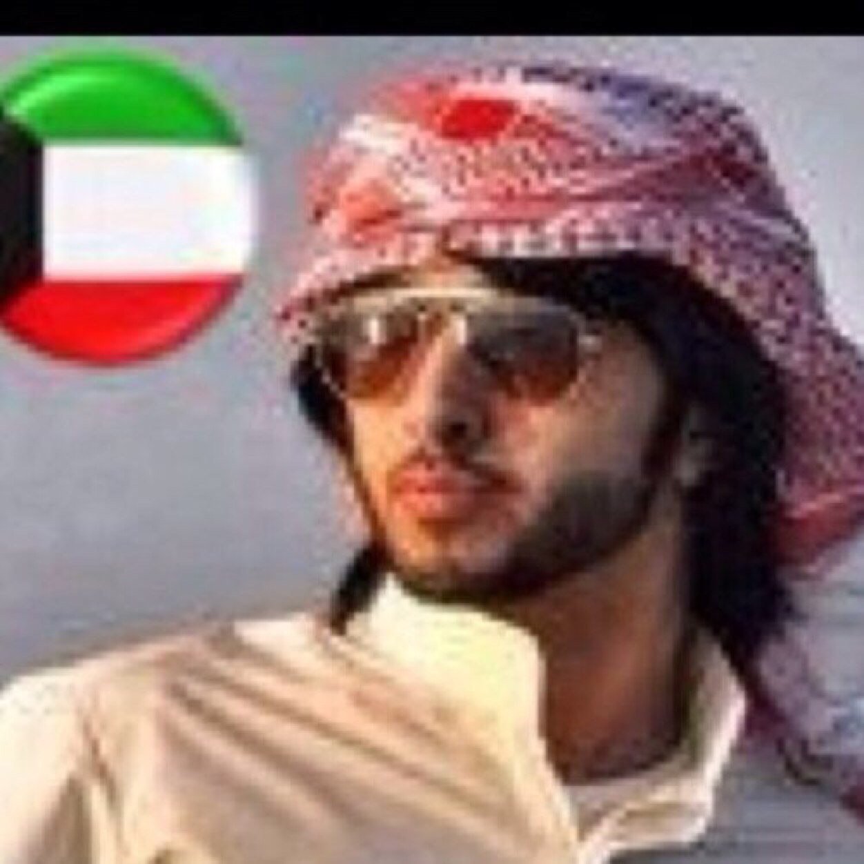 ياليتهم بالحب ما ولعوني كانو بعدو عني بخيرهم وشرهم !!