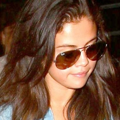 I'm obsessed with Selena and pizza.
