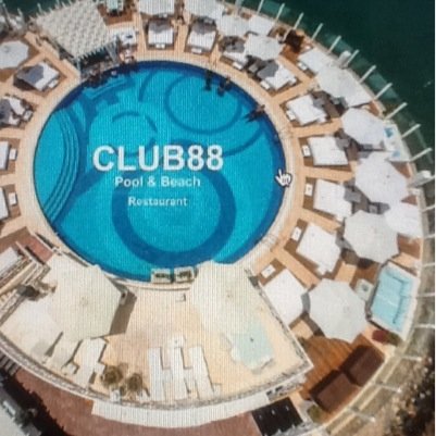 CLASS A Pool Lounge / Beach & Restaurant...