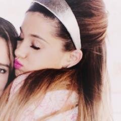 ♡Ariana Grande is my everything♡ ask for a follow♡