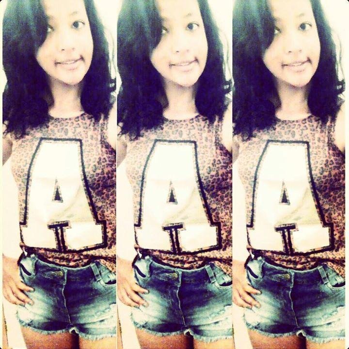 Pra mim as coisas mais valiosas ainda são de graça; paz, amor, liberdade e uma mente educada. 88)