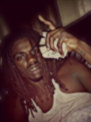 I miss the Fuckk out of my niggas. #SIPTHADD #SIPKBLACK #SIPDRIQ #SIPGEEZ #SIPQUEZ #SIPBLOW #YrH #BtG #Single   Ine wit that Opp shit or that Cop shit