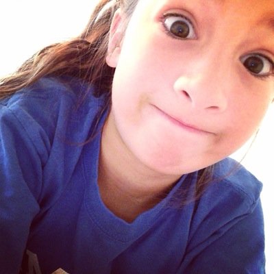 hi, this is my backup acc for younow broadcasts ! please follow my main acc: @i_am_not_sofia !
