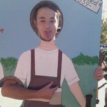 Romeyo65's profile picture. You love smegma.