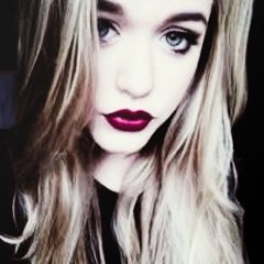 I'm the second oldest in the Tomlinson family, I'm Louis' half-sister. | 16