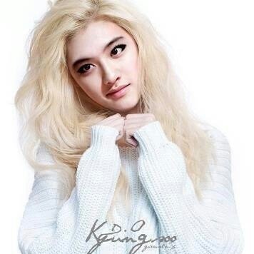 oppa tuh jangan buat diri sendiri, bagi bagi.