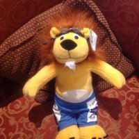 J (@jlenlion) 's Twitter Profile