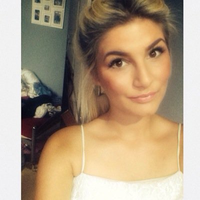 Hollieruby's profile picture. 