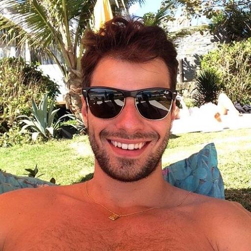 Nada nessa vida é maior que um amor e uma grande paixão @LucasMalvacini