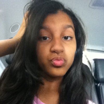 I like chocolate , turtles, and one direction ;) im 13