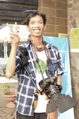 guerillagaga's profile picture. pensil, kertas, cerita, jalan-jalan, foto, film, dan KAMU ... :)